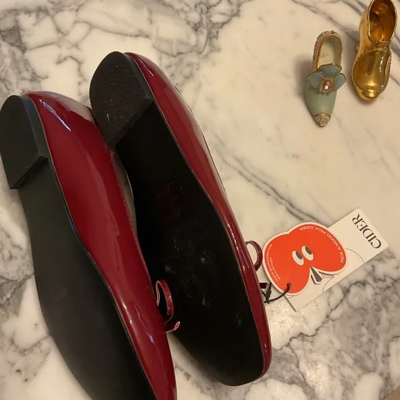 Cider Red Patent Leather Flats - Picture 3 of 4
